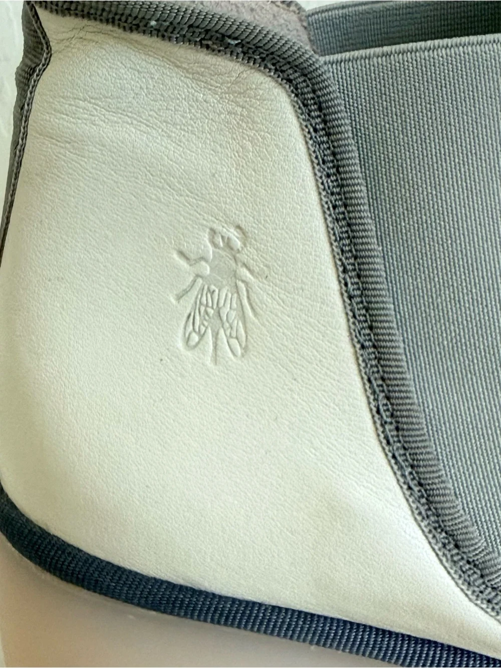 Fly London Byne Chelsea Boots in white leather Size EU 38 US 7.5/8